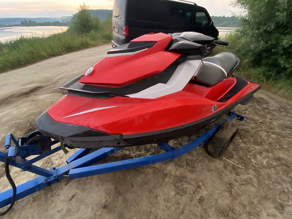 Гидроцикл, водний мотоцикл BRP seadoo GTI130