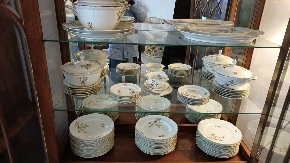 Serviço de jantar porcelana vista alegre,