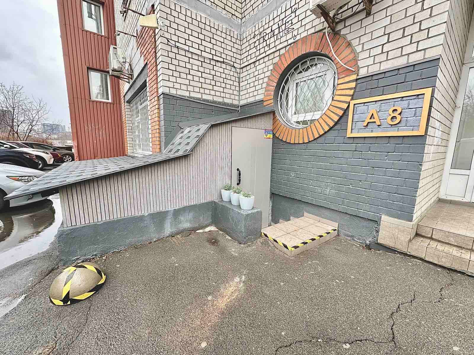 Офіс кабінет 12м2 приміщення юридична адреса Саперно-Слобідська 8