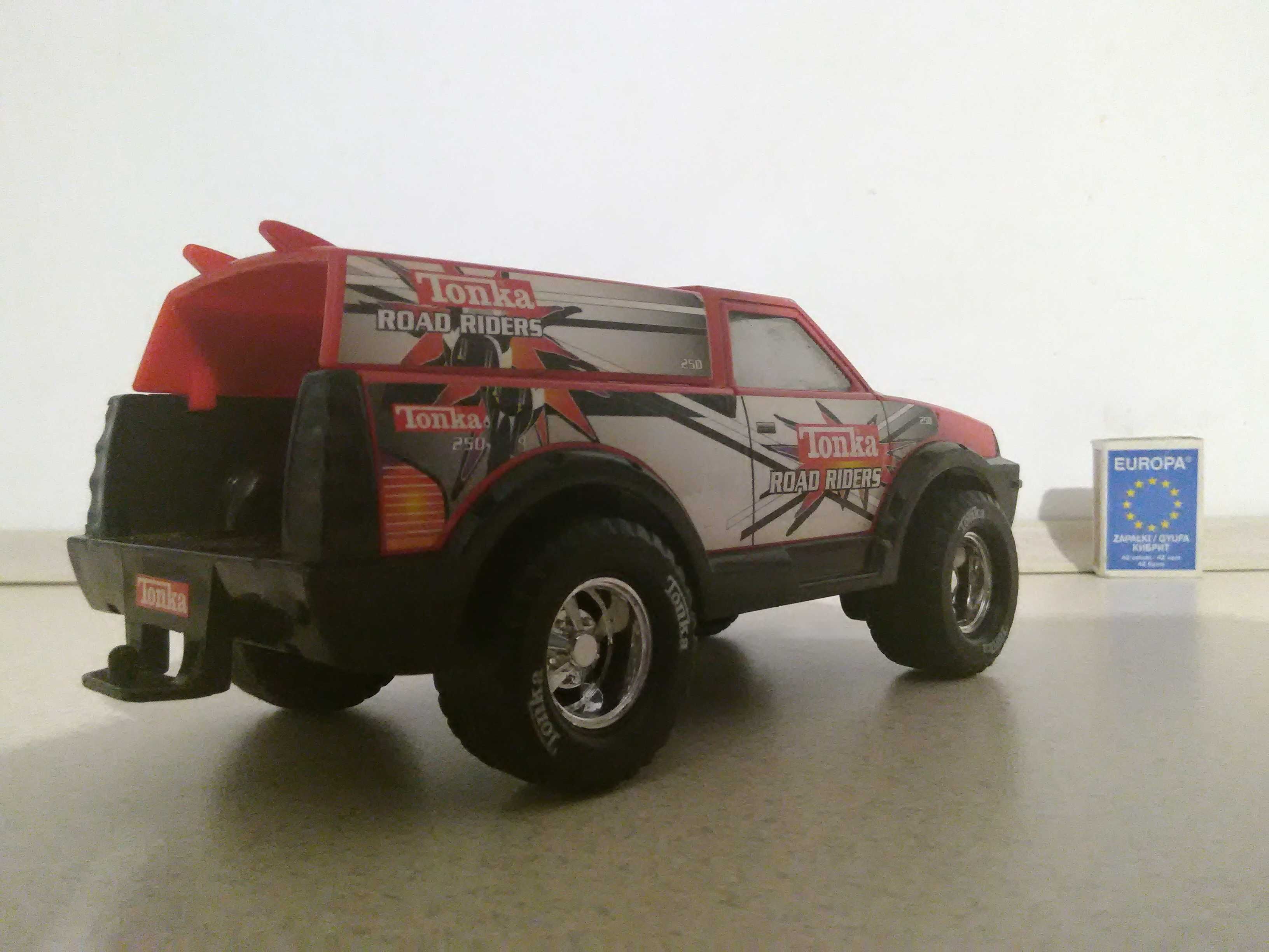 stara zabawka PRL blaszana Tonka Hasbro Jeep Off Road 4×4 pickup 1:24