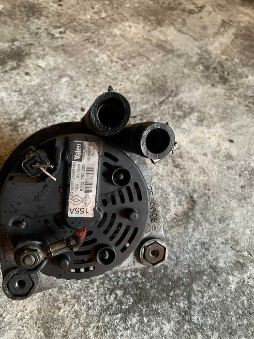 Alternator wodny renault  1,9 dci 2,2 dci  chłodzony cieczą