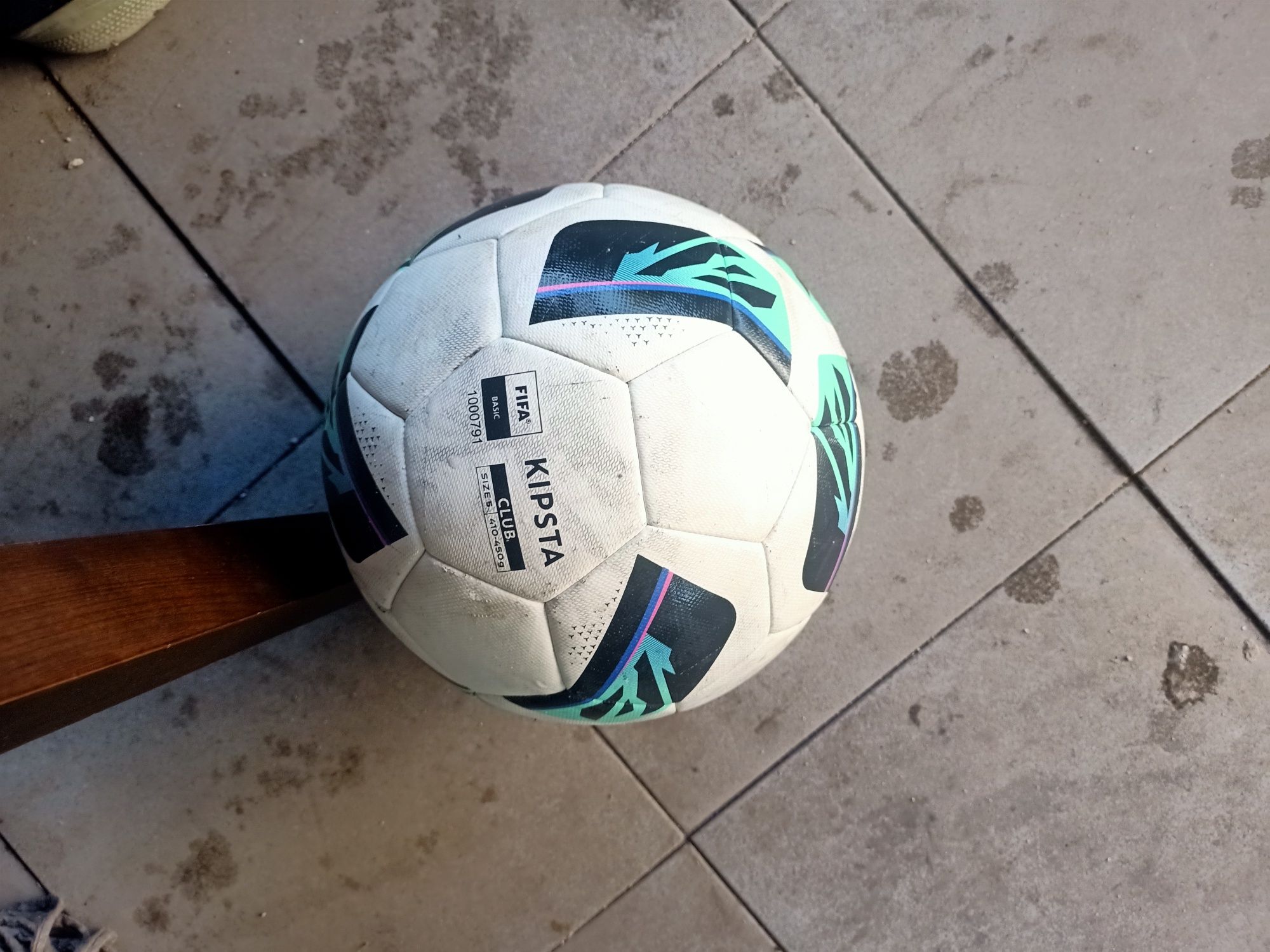 Vendo bola está como nova