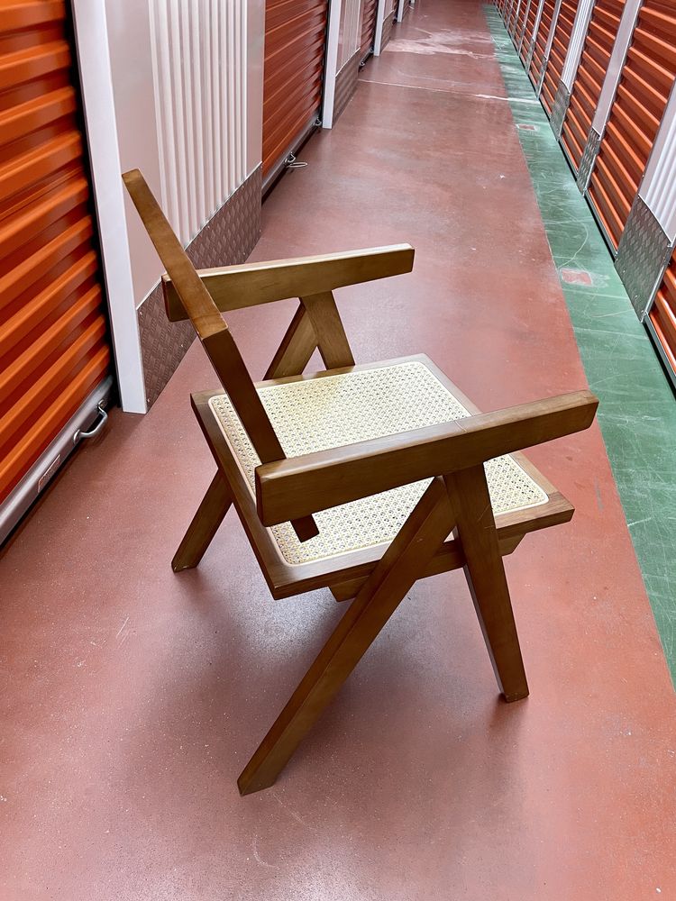 Piękne designerskie krzesło