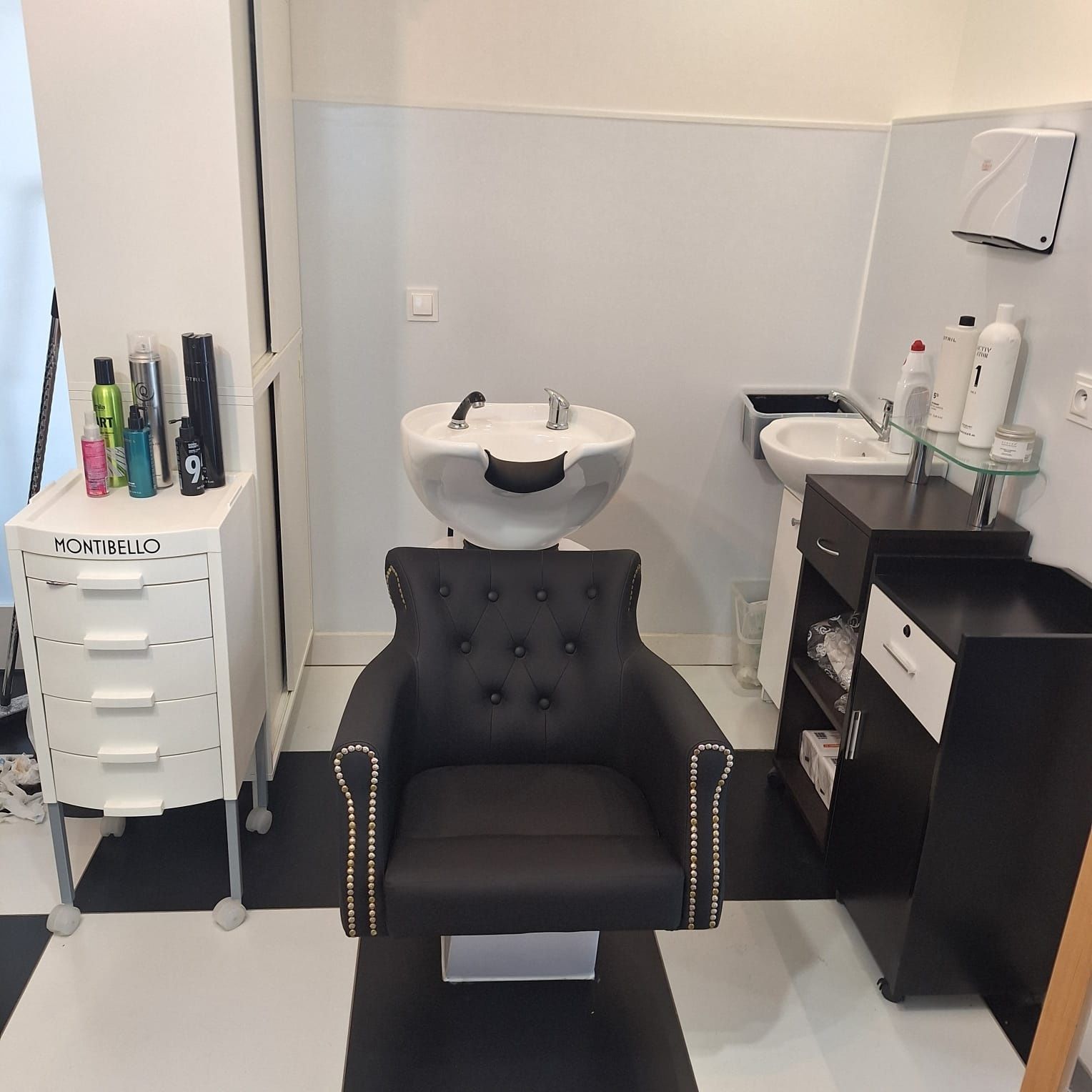 Podnajmę stanowisko fryzjerskie/ barberskie