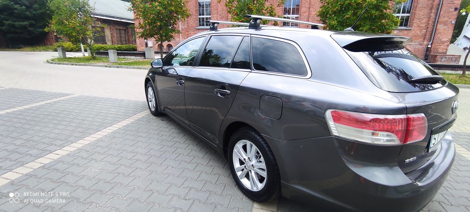 Toyota Avensis T27 2.0D 2010r