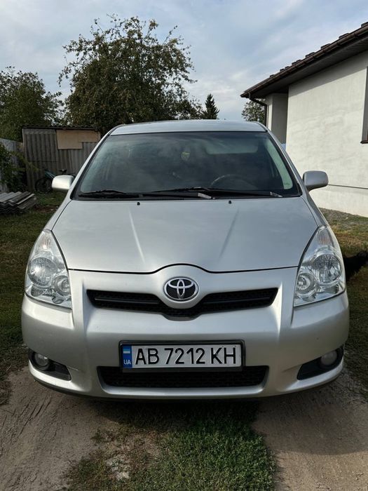 Аатомобіль Tayota