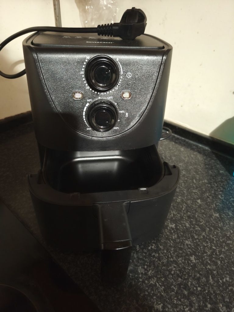 Fritadeira sem óleo - Air fryer