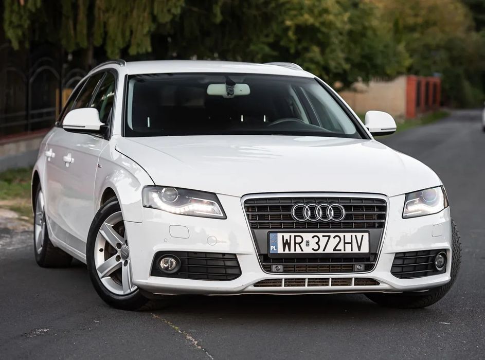 Audi A4 Avant 2.0TDI 140KM Klima Grzane Fotele Bixenon Tempomat PDC Serwis DEKRA
