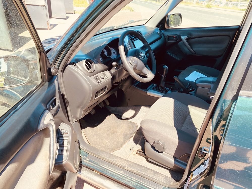 Sprzedam toyote rav 4 rok 2004 4x4 pój 2.0d przed167 tys