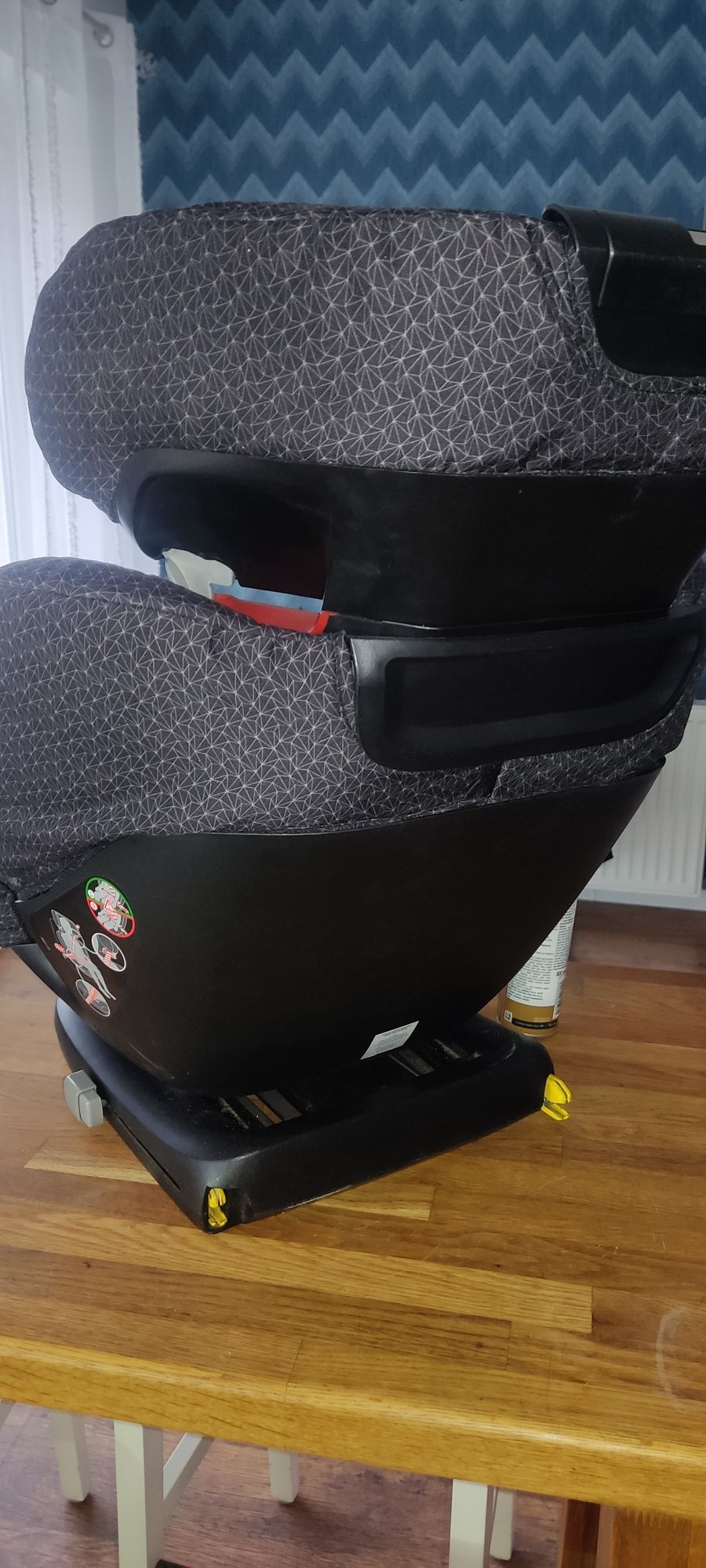 Maxi Cosi Rodafix fotelik samochodowy 15-36 kg