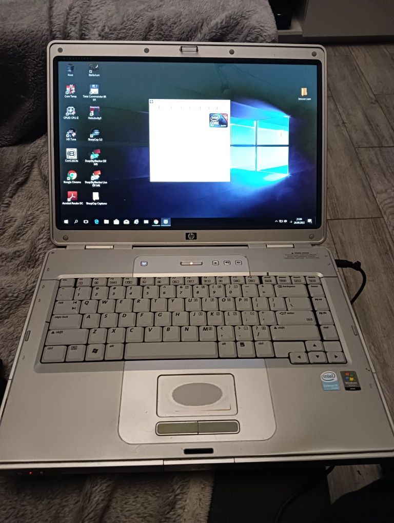 Laptop g5000 t7200 2gb 120gb ssd win10