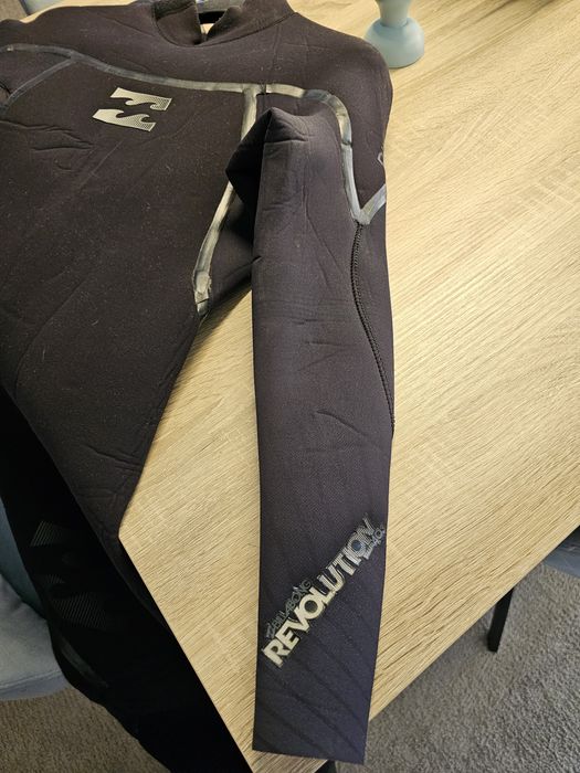 Fato Surf Billabong 4:3 Revolution