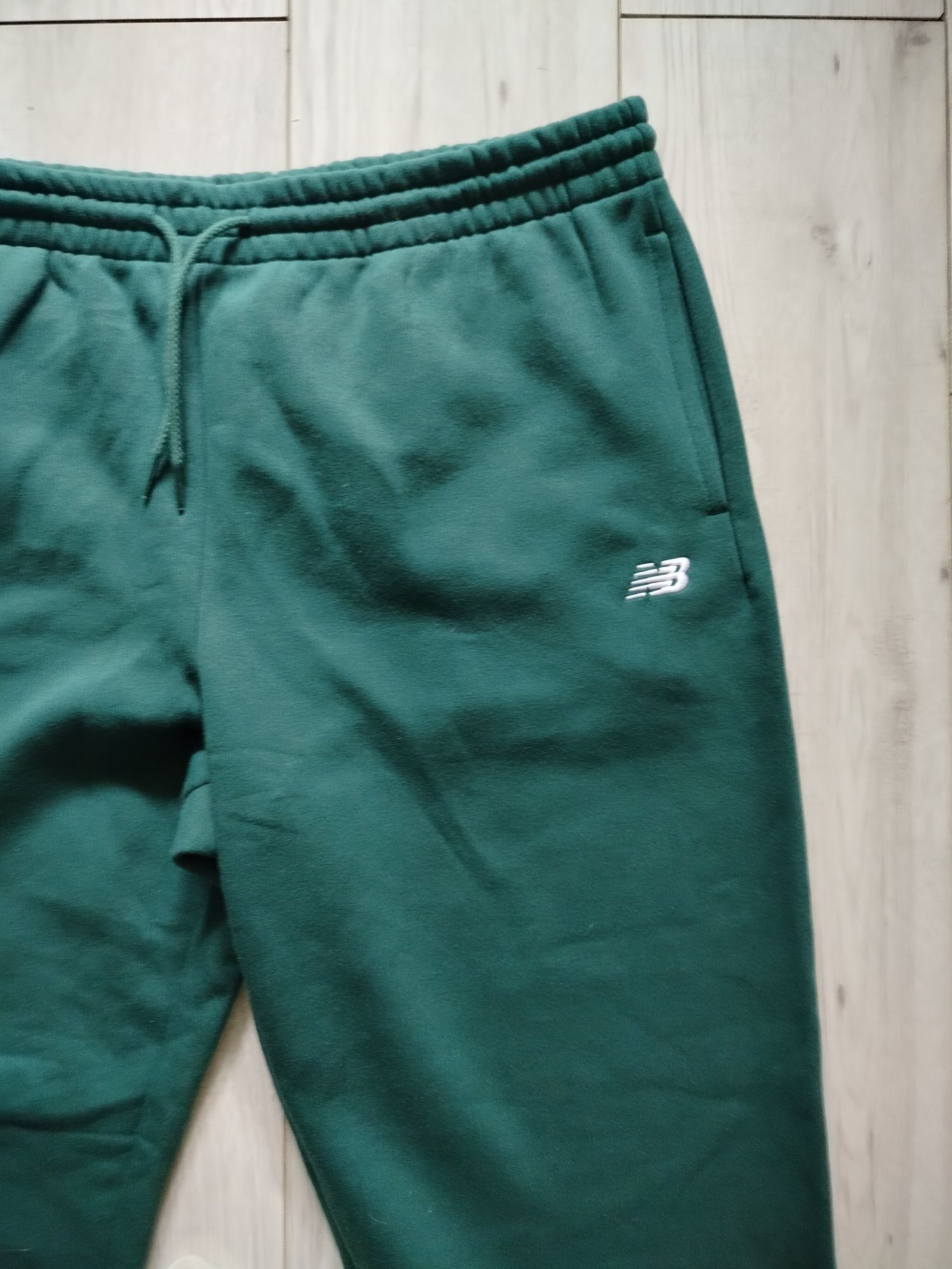 Dresy spodnie dresowe NB new balance XL zielone butelkowe nowe