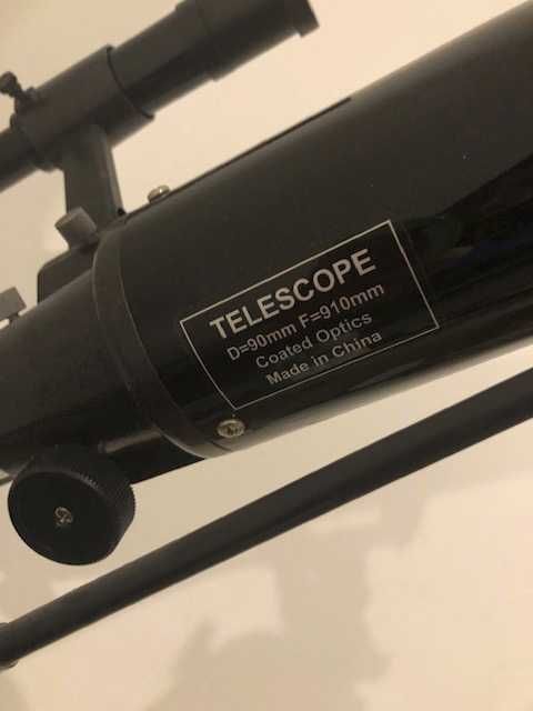 Teleskop Refraktorowy