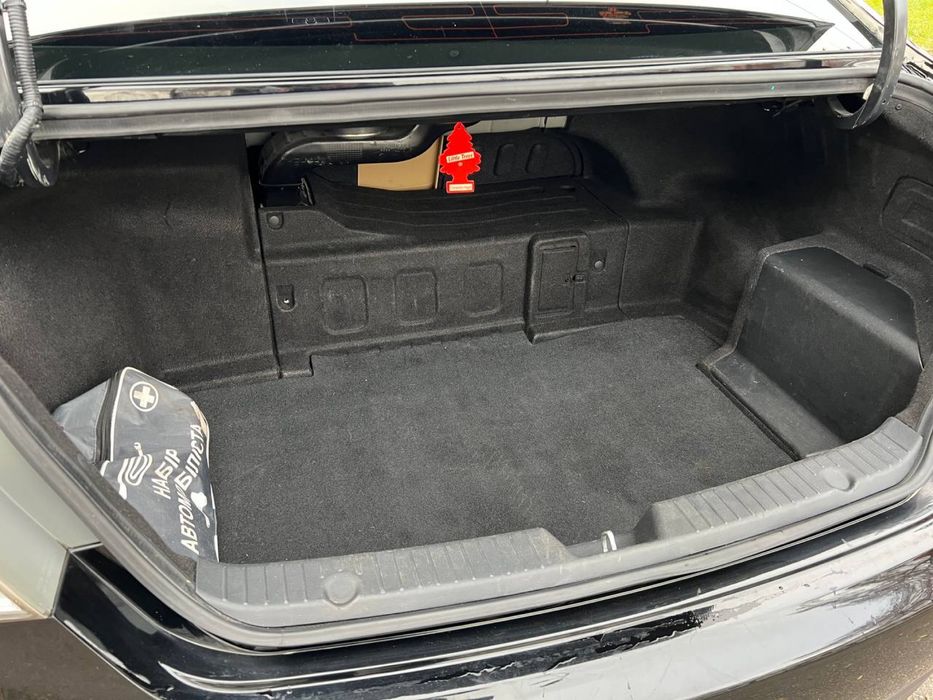 Hyundai Sonata Hybrid 2.4 • 2013 рік • Максимальна комплектація