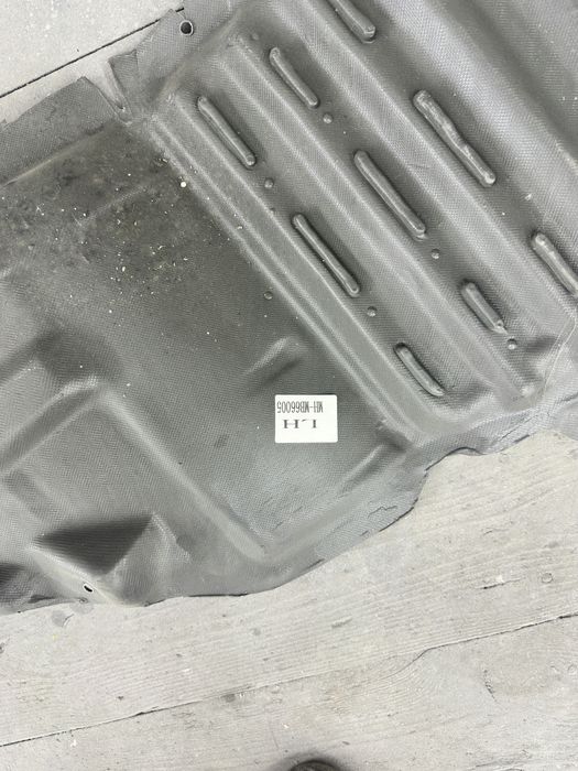 Подкрилок передний Ланцер 10