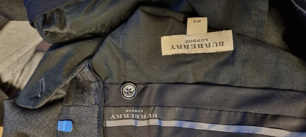 Мужской костюм Burberry оригинал