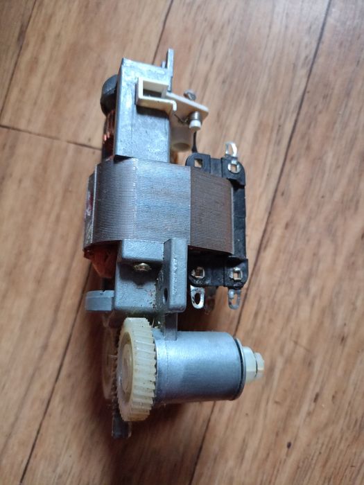 Двигатель для миксера