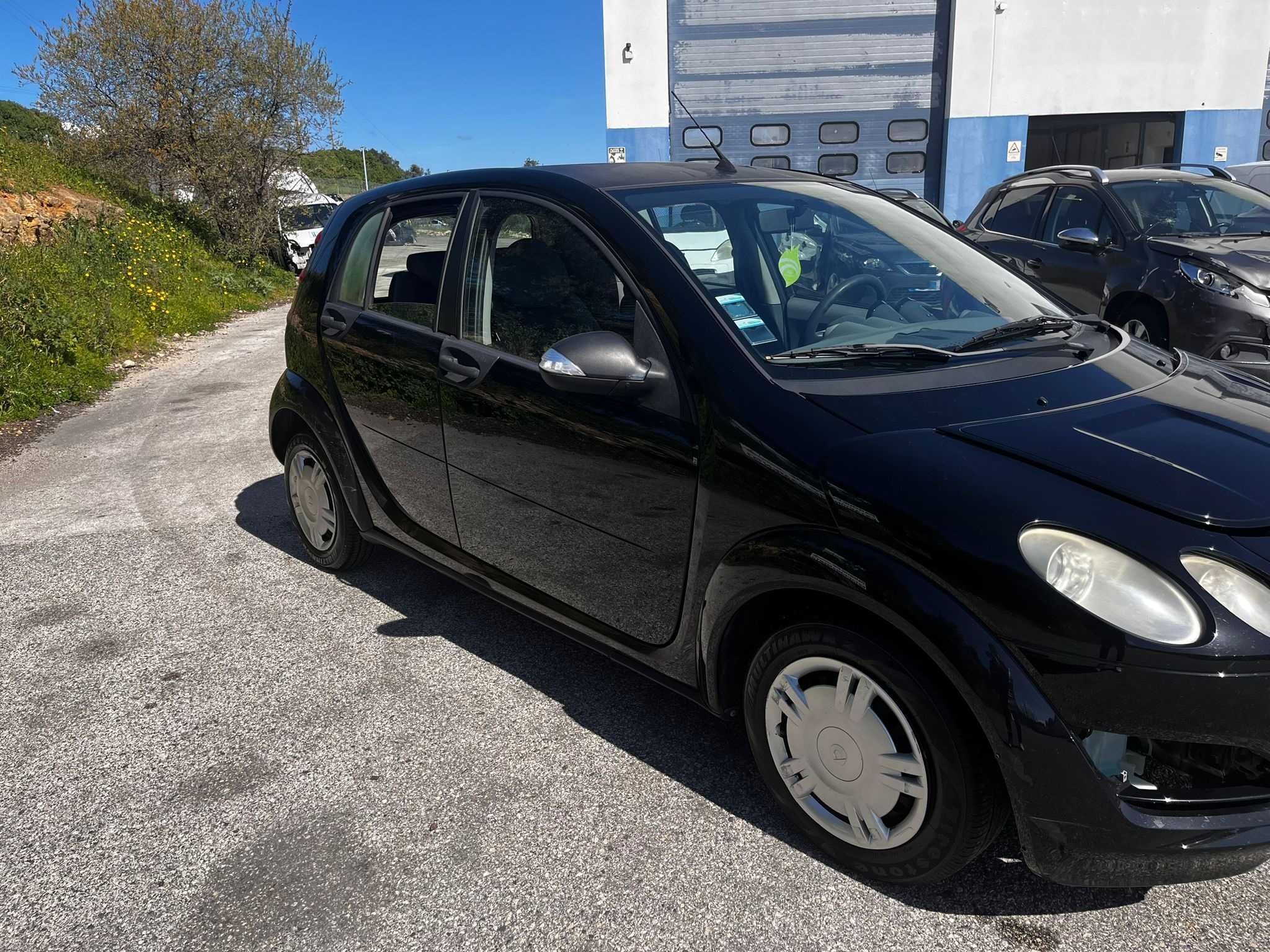 Smart Forfour I 1.1i de 2006 salvado