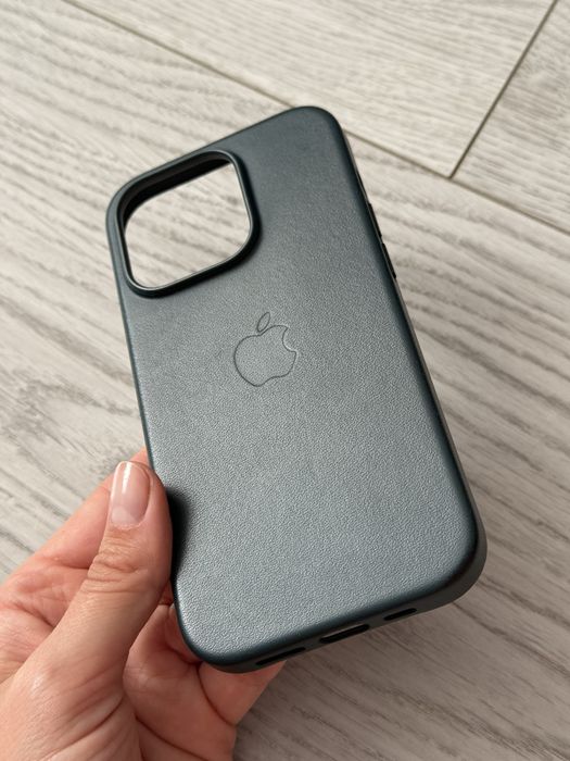 Оригінальний кейс (чохол) на Iphone 14 Pro