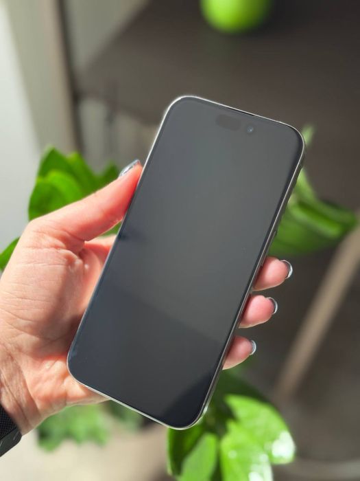 Apple iPhone 15 Pro 256GB Natural. Neverlock. Esim
