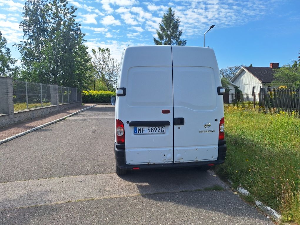 Nissan Interstar