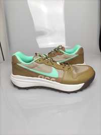 Nike ACG Lowcate 9 tamanho 42.5 novas