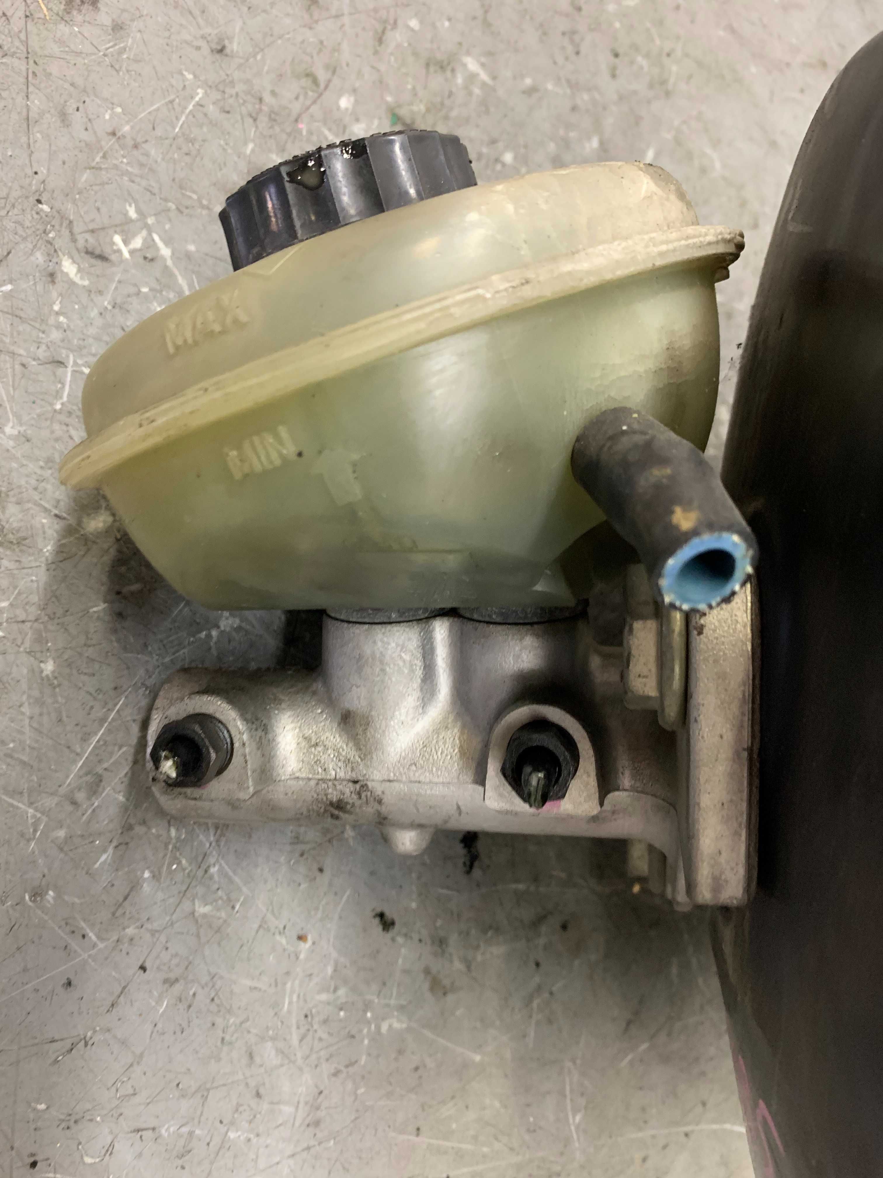 Audi A4 B5 VW Passat B5 1.6 1.8B 1.8T 1.9 TDI Serwo Pompa Hamulcowa