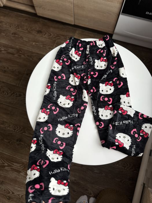 Теплі мʼякі плюшеві піжамні штані hello kitty s-xl