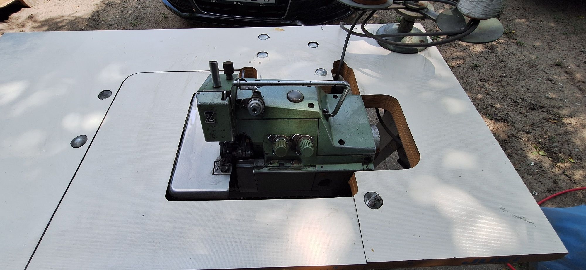 Sprawna maszyna overlock Yamoto