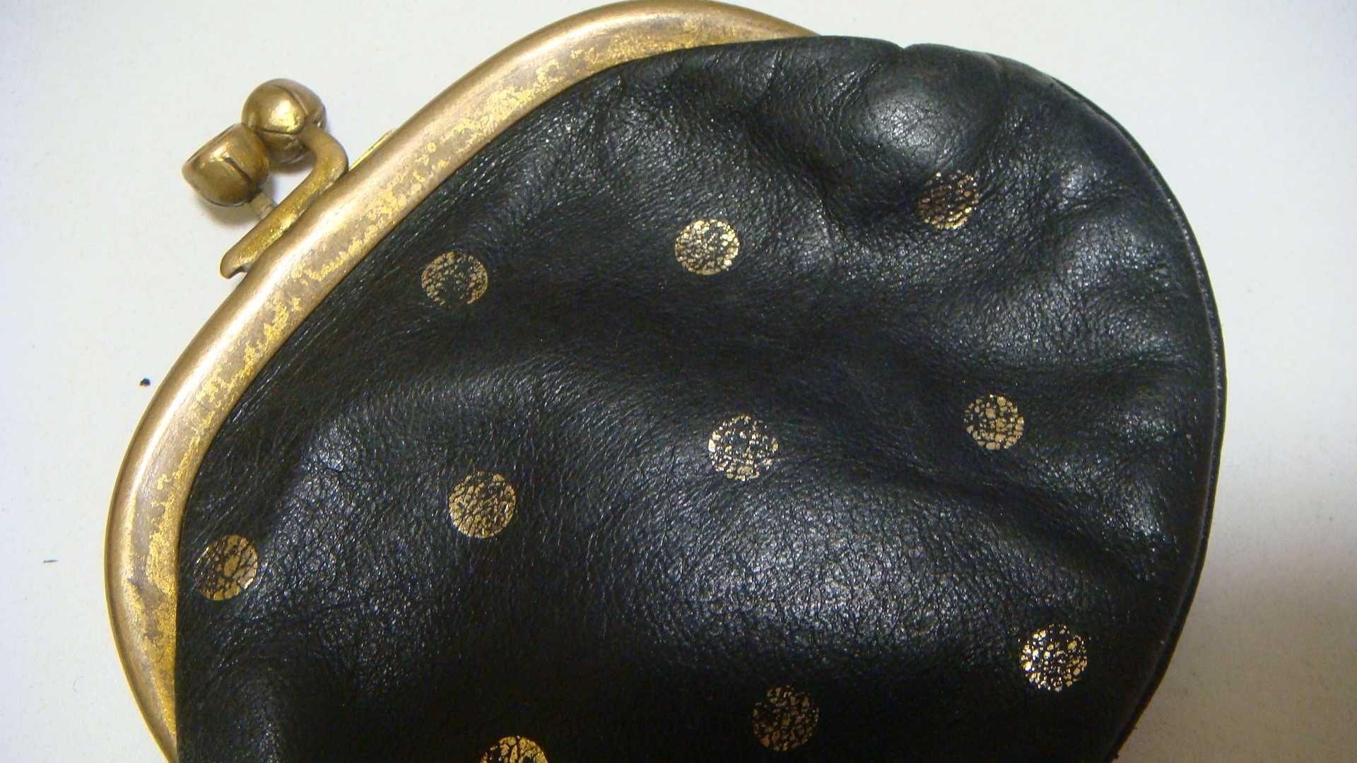 Винтажный женский кошелек черный в горошек кожа