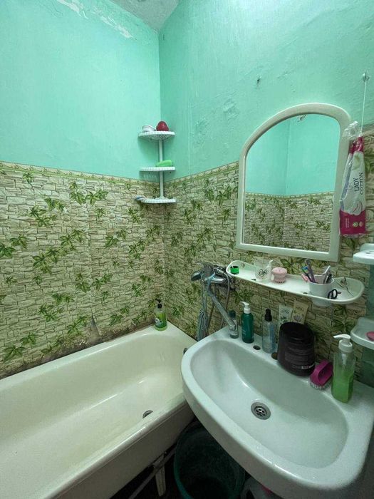 Продаж 2-кімнатної квартиру. Шухевича,2