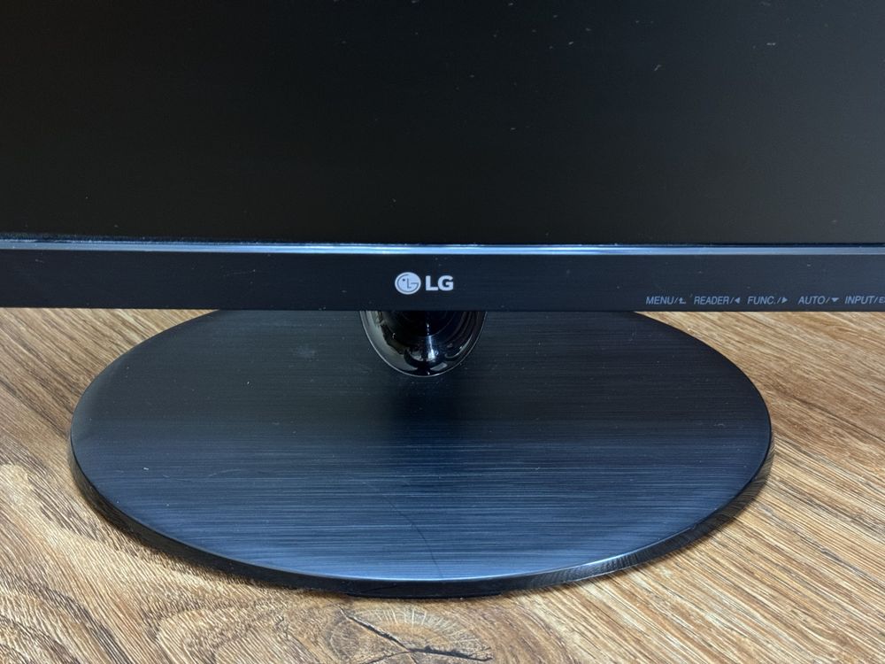 Монитор LG22M38D-B