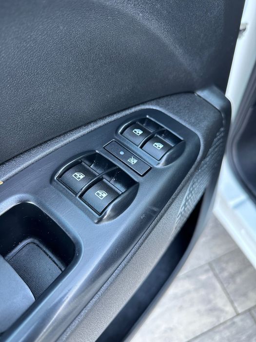 Wynajem auto dostawcze Fiat Doblo