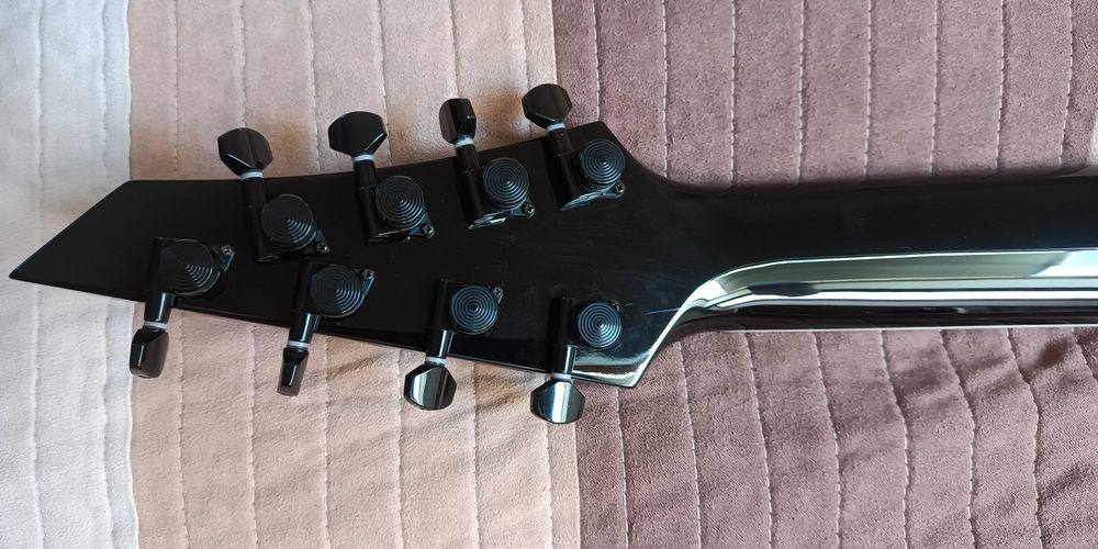 Jackson SLATFXQMG 3-8 Soloist TGR 8-strunowa