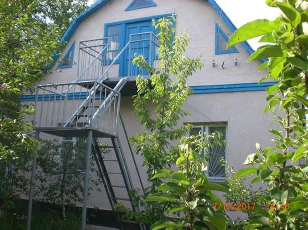 Продаю дом в пгт Кожанка -Фастовский р-н,  Киевская обл.