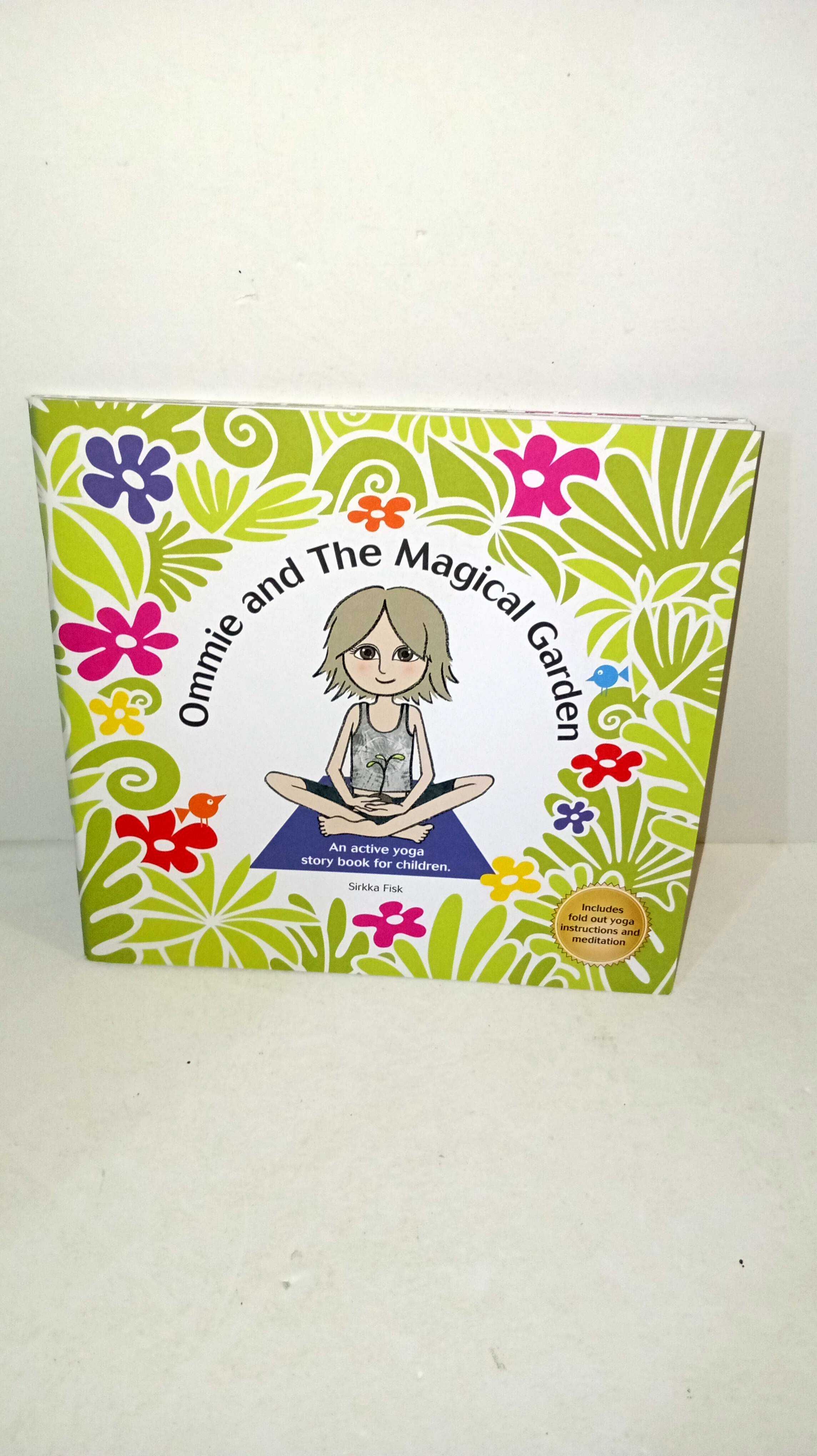 Ommie and the Magical Garden .- livro em Inglês
