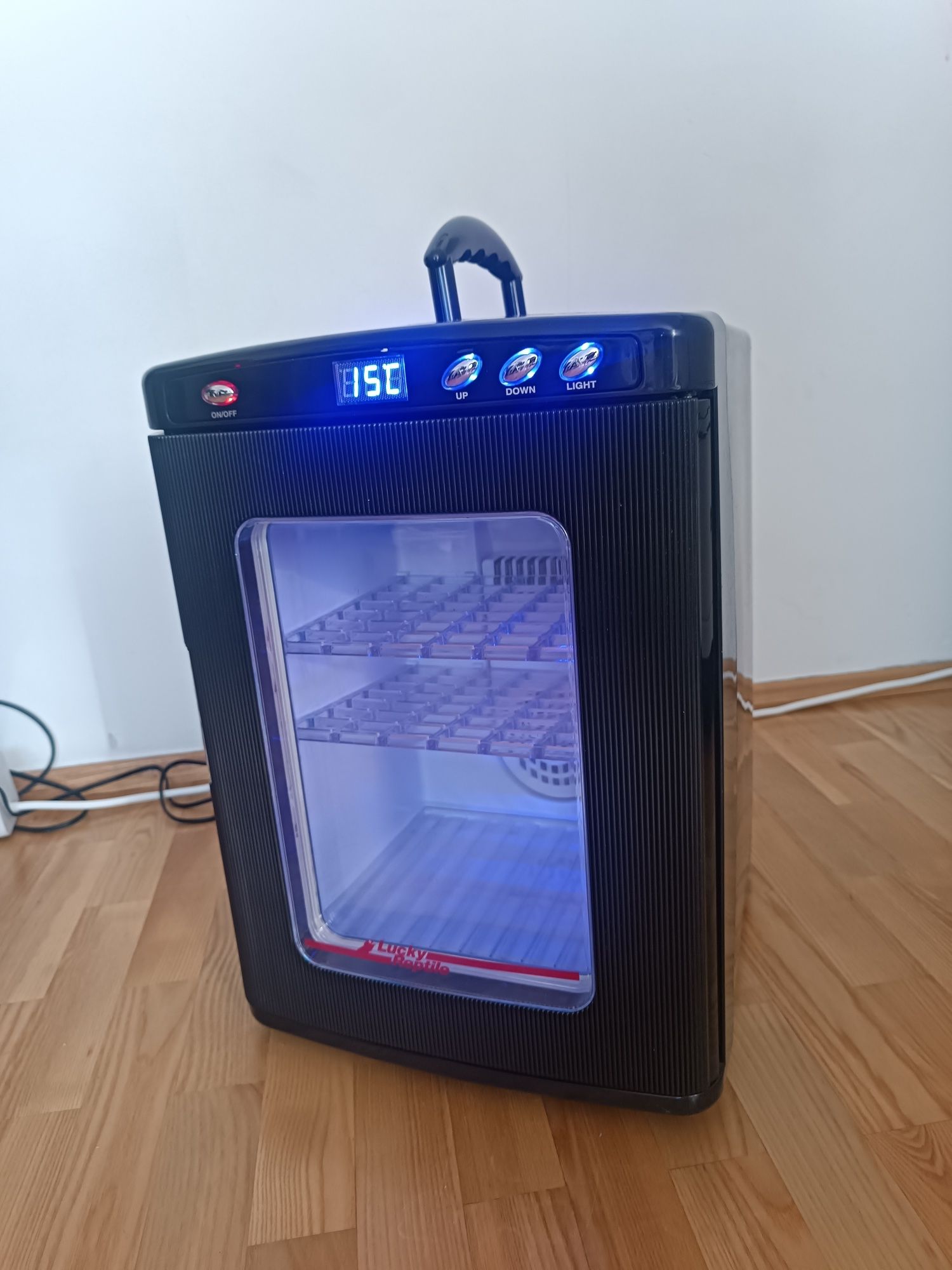 Inkubator Herp Nursey II Lucky Reptile 5-60 stopni lodówka 12V peltier