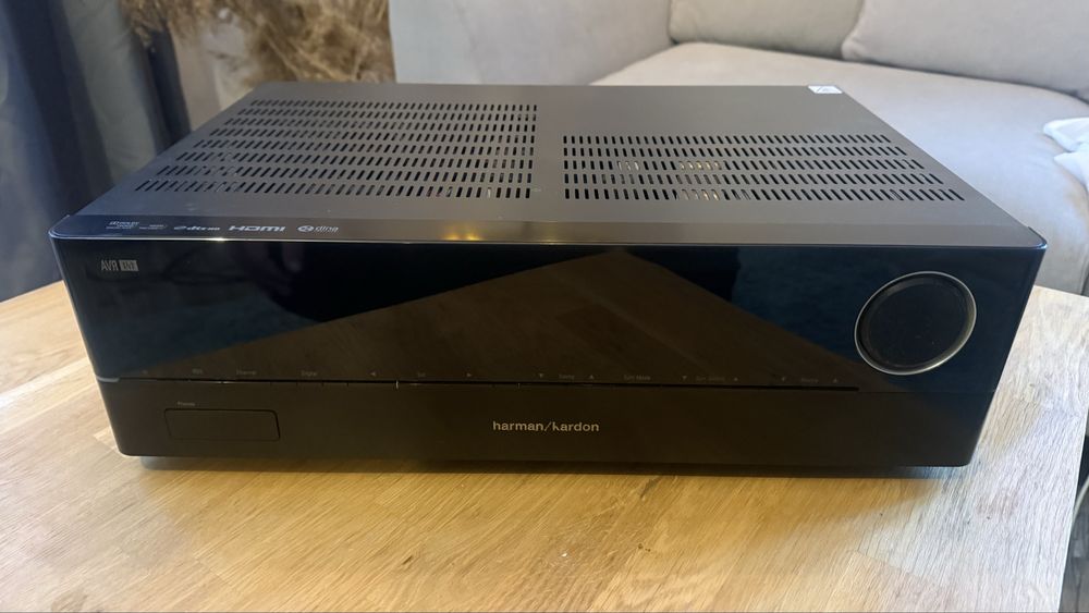 Harman Kardon AVR 151 amplituner, sprawny + pilot