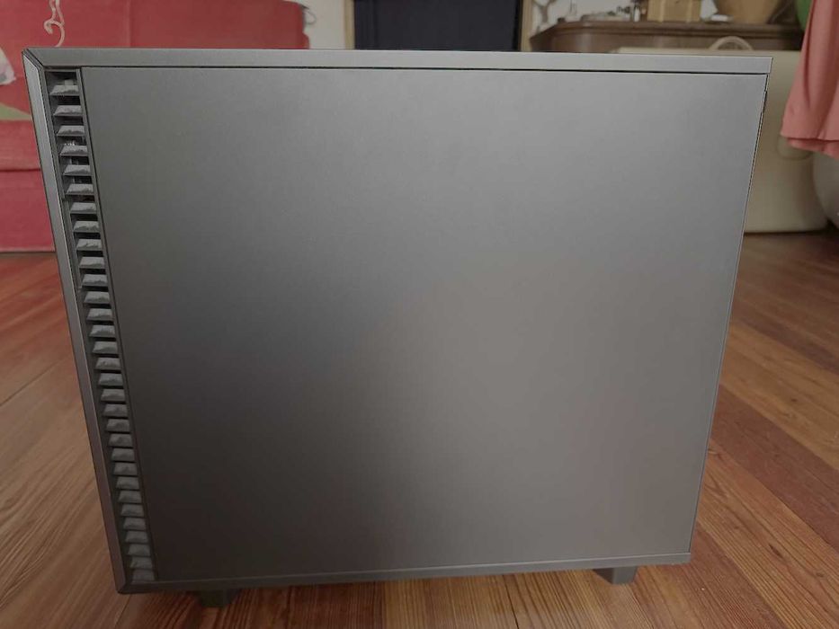 Ultracichy, wydajny komputer (nie tylko) do gier, stan idealny Fractal