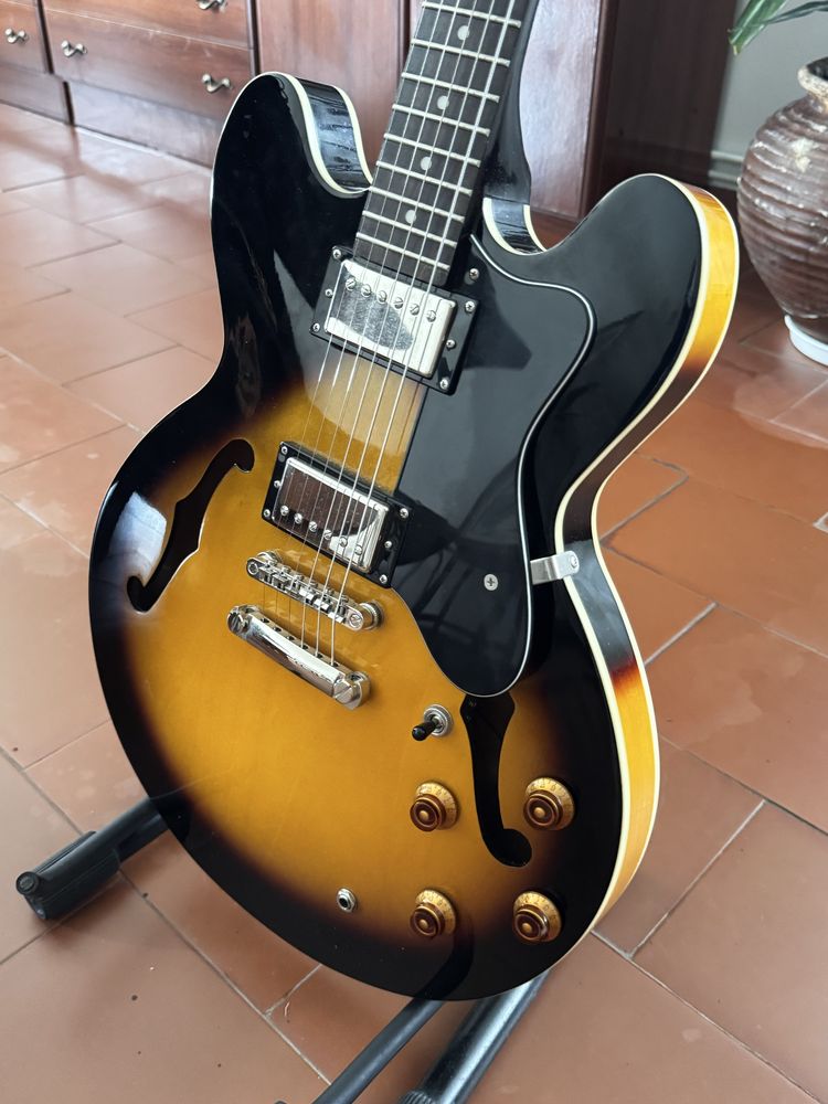 Guitarra Epiphone ES-335 Vintage Sunburst