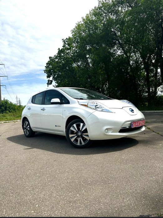 Аренда оренда авто 200+ км такси автопрокат работа в такси leaf nissan