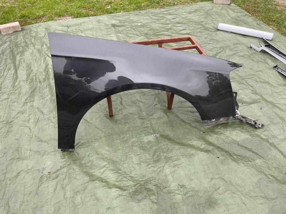 VW PASSAT B6 błotnik prawy przód przedni kolor LC8Z