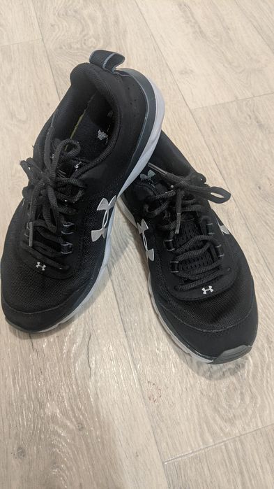 Бігові кросівки Under armour