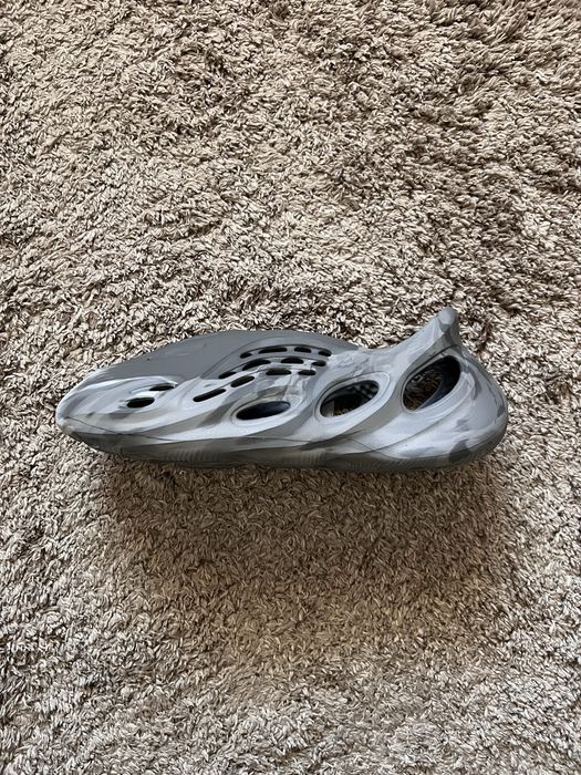 Adidas Yeezy Foam RNNR MX Granite 46