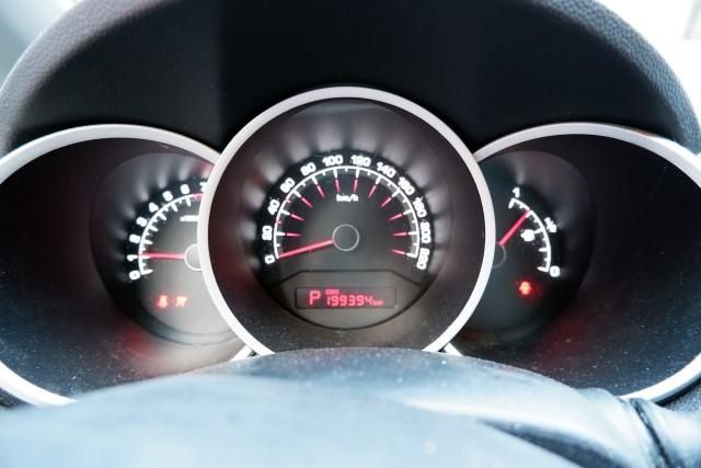 Kia Venga свіжопригнана на автоматі. Розмитнена.