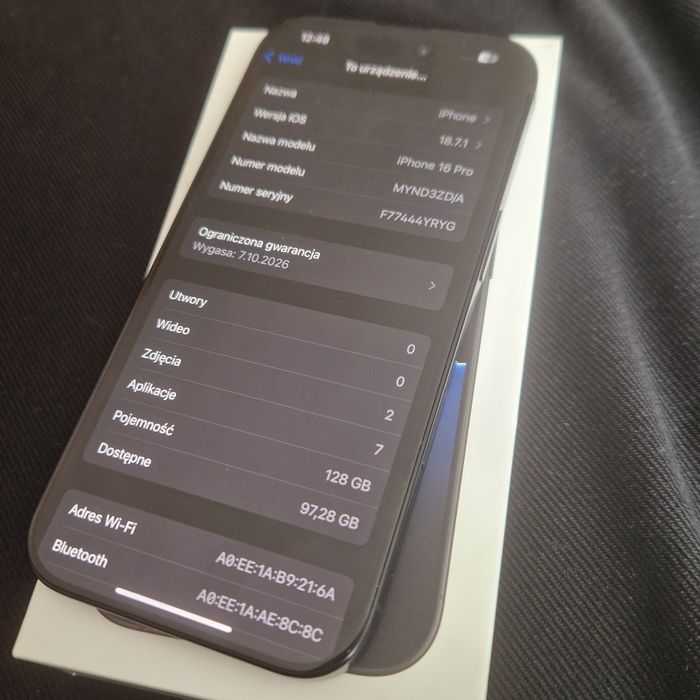 Na sprzedaż Iphone 16 pro 128gb w kolorze Czarny Tytan w idealnym stan
