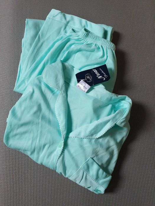 Elegancka seledynowa piżama, długi rękaw i nogawki