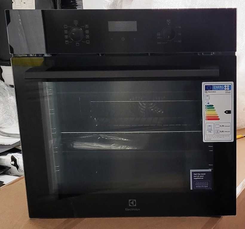 Piekarnik do zabudowy ELECTROLUX EOE5C71Z SenseCook Czarny 72 l