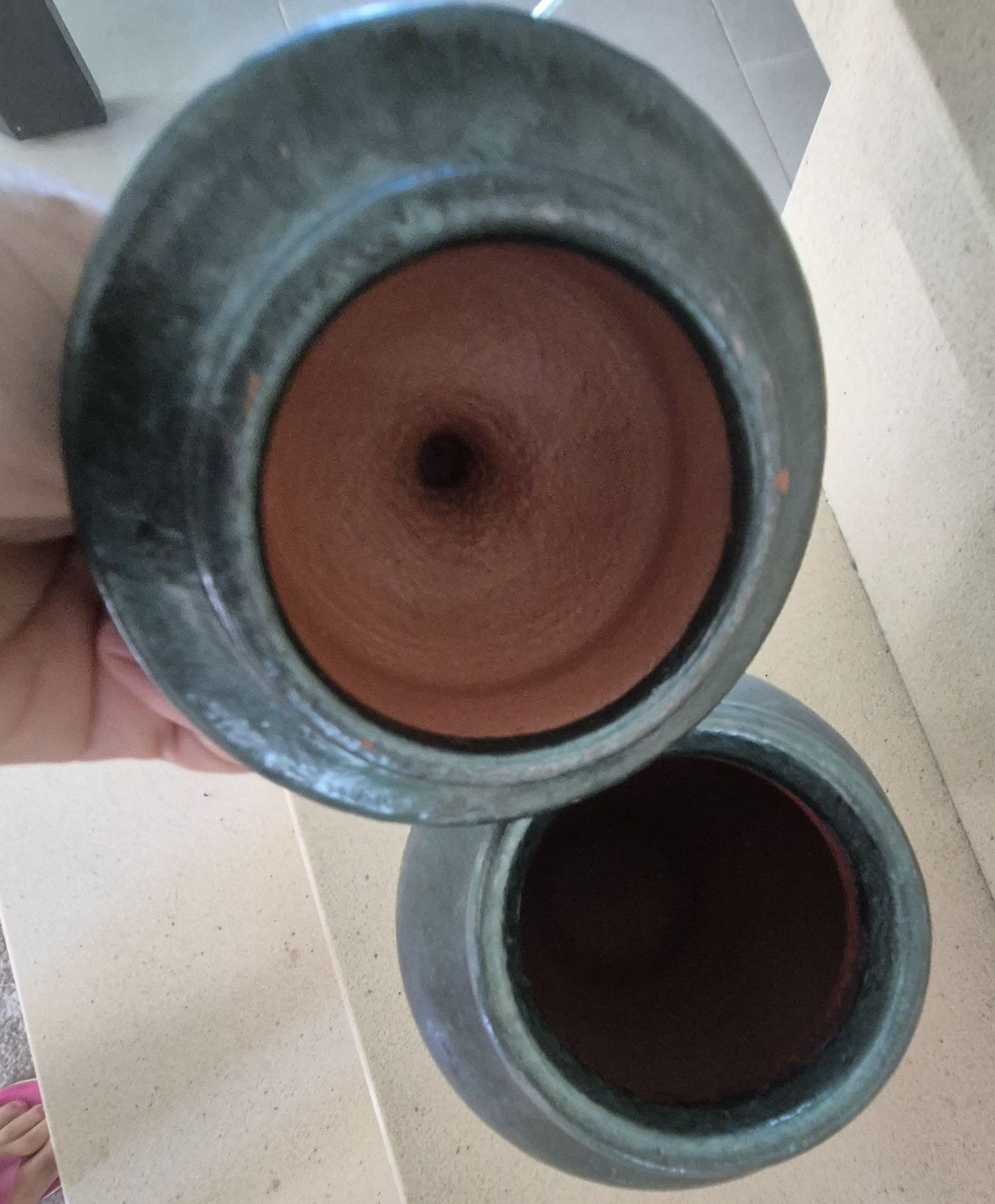 Pote em barro pintado
